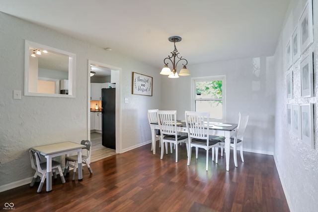 70 S 5th Avenue, Beech Grove, IN 46107