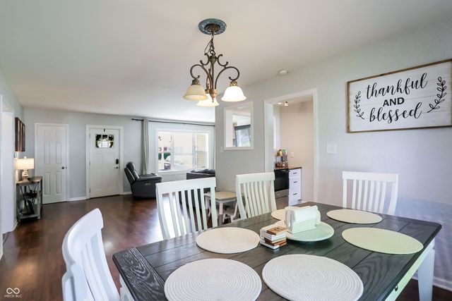 70 S 5th Avenue, Beech Grove, IN 46107