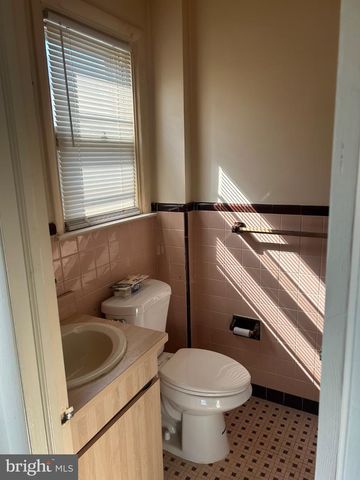 8533 BUSTLETON AVE, Philadelphia, PA 19152