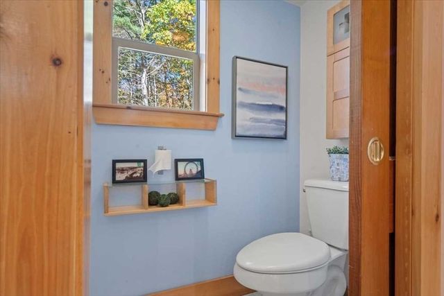 193 Nichewaug Rd, Petersham, MA 01366