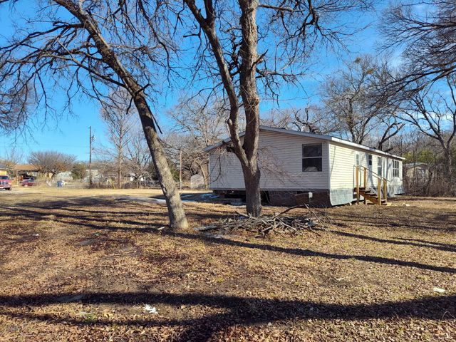 5445 Sun Meadow Circle, Granbury, TX 76049