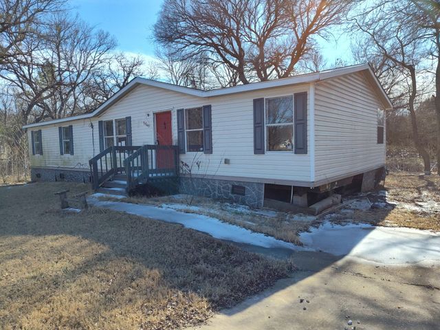 5445 Sun Meadow Circle, Granbury, TX 76049