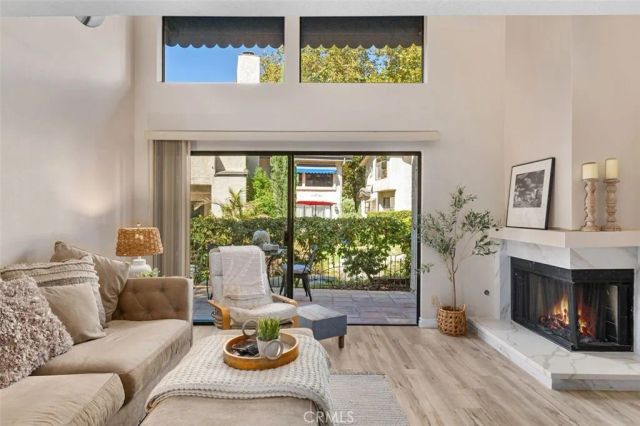 5704 Skyview Way A, Agoura Hills, CA 91301