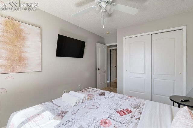 25 Sailing Way, Palmer Lake, CO 80133