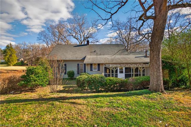 2500 Mount Hope Church Road, Whitsett, NC 27377