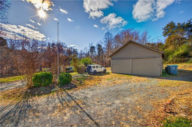 2500 Mount Hope Church Road, Whitsett, NC 27377