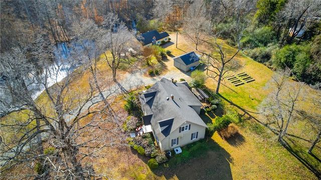 2500 Mount Hope Church Road, Whitsett, NC 27377