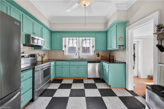 2500 Mount Hope Church Road, Whitsett, NC 27377