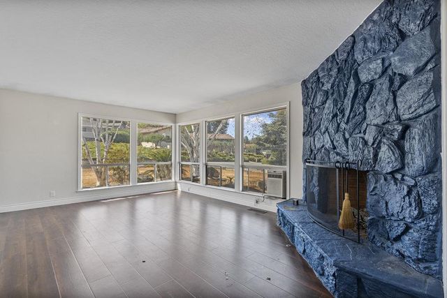 15 Carol Anns Court, Hollister, CA 95023