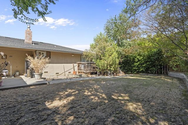 15 Carol Anns Court, Hollister, CA 95023