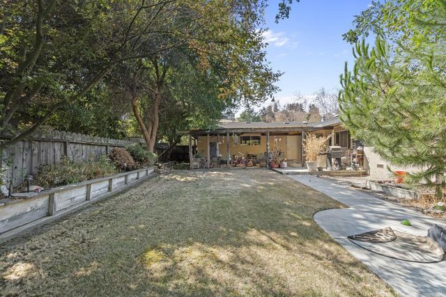 15 Carol Anns Court, Hollister, CA 95023