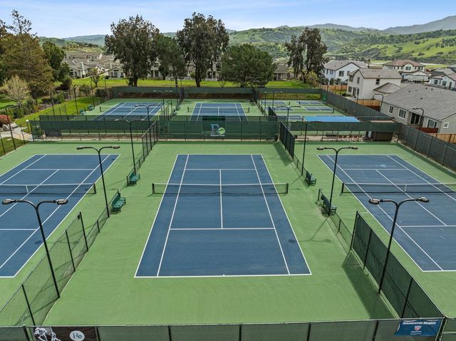 15 Carol Anns Court, Hollister, CA 95023