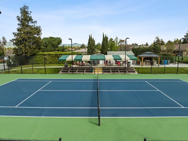 15 Carol Anns Court, Hollister, CA 95023