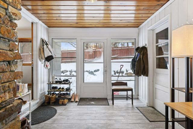 16600 Canterbury Drive, Minnetonka, MN 55345