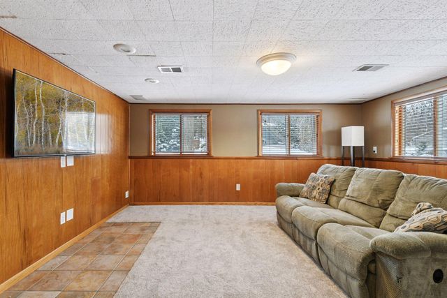 16600 Canterbury Drive, Minnetonka, MN 55345