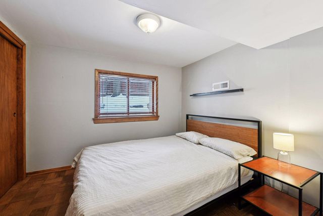 16600 Canterbury Drive, Minnetonka, MN 55345