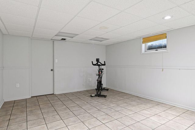 16600 Canterbury Drive, Minnetonka, MN 55345