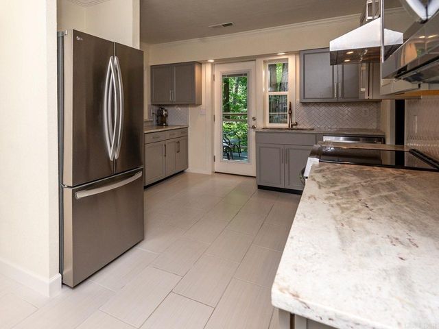 305 Ramble St, Hot Springs, AR 71901