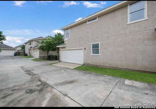 6717 Biscay Bay, San Antonio, TX 78249