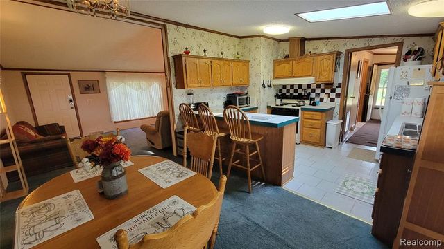 4349 Bay Road, Gladwin, MI 48624