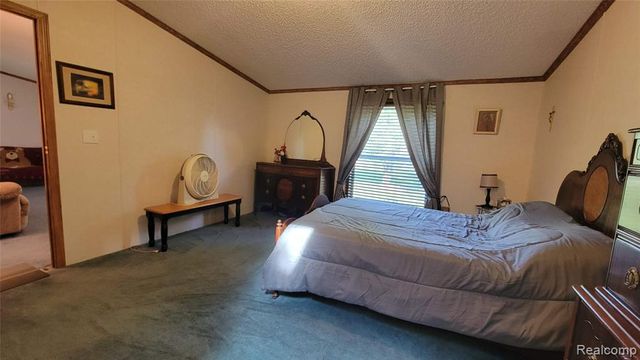 4349 Bay Road, Gladwin, MI 48624