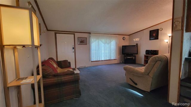 4349 Bay Road, Gladwin, MI 48624