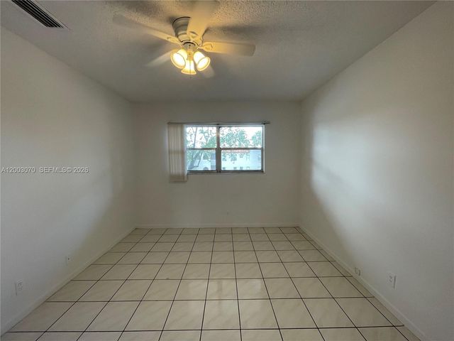 7410 Woodmont Ter 204, Tamarac, FL 33321