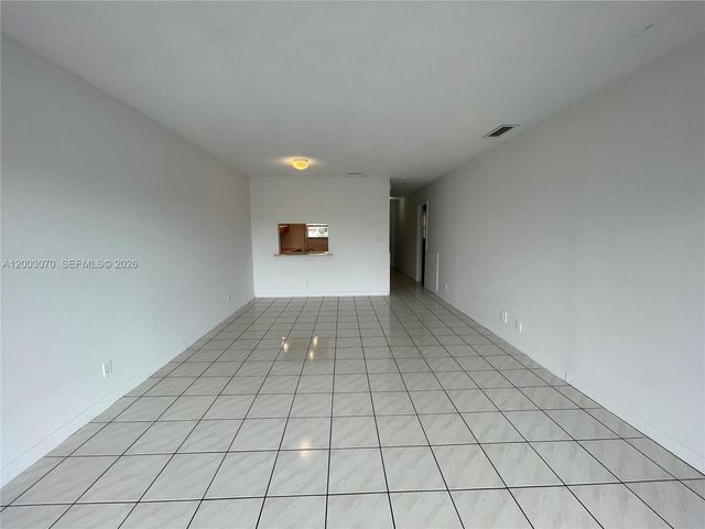 7410 Woodmont Ter 204, Tamarac, FL 33321