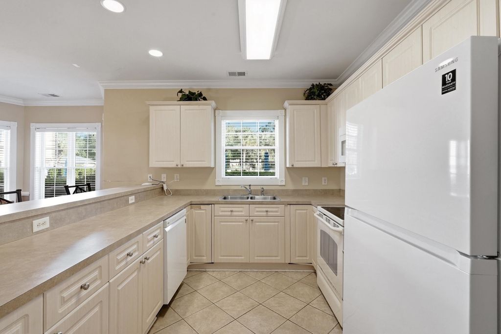 4833 Magnolia Lake Dr Apt 105, Myrtle Beach, SC 29577 — photo 4