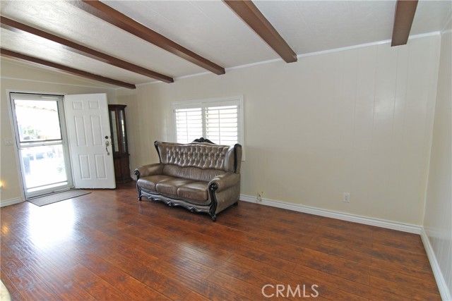 13120 Bradley Avenue 10, Sylmar (los Angeles), CA 91342