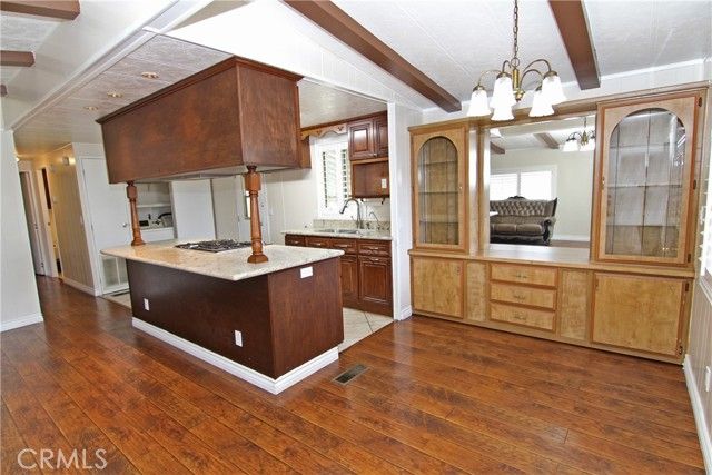 13120 Bradley Avenue 10, Sylmar (los Angeles), CA 91342