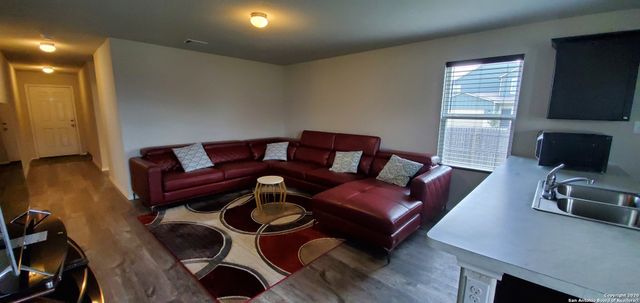 10690 Pablo Way, Converse, TX 78109