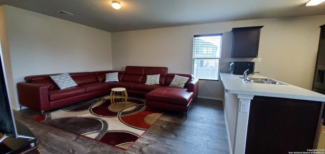 10690 Pablo Way, Converse, TX 78109