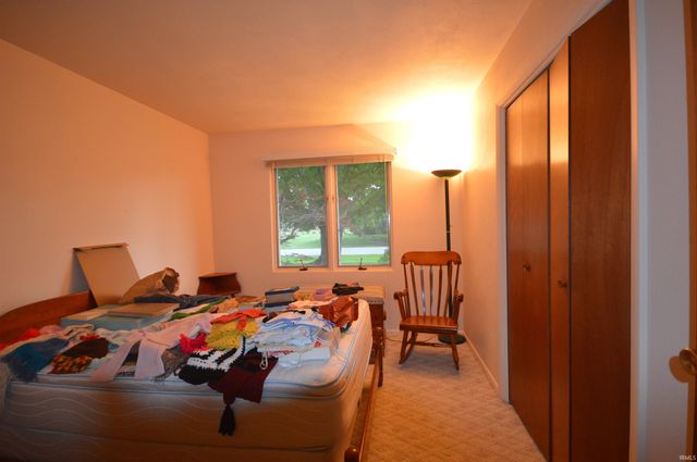 19080 Montrose Drive, South Bend, IN 46614