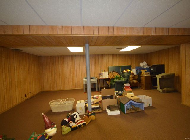 19080 Montrose Drive, South Bend, IN 46614