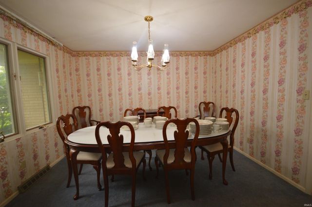 19080 Montrose Drive, South Bend, IN 46614