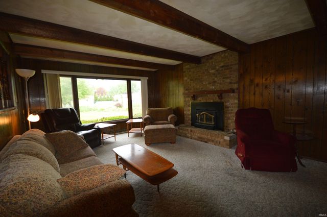 19080 Montrose Drive, South Bend, IN 46614