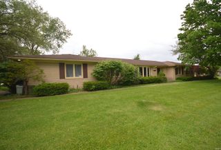 19080 Montrose Drive, South Bend, IN 46614