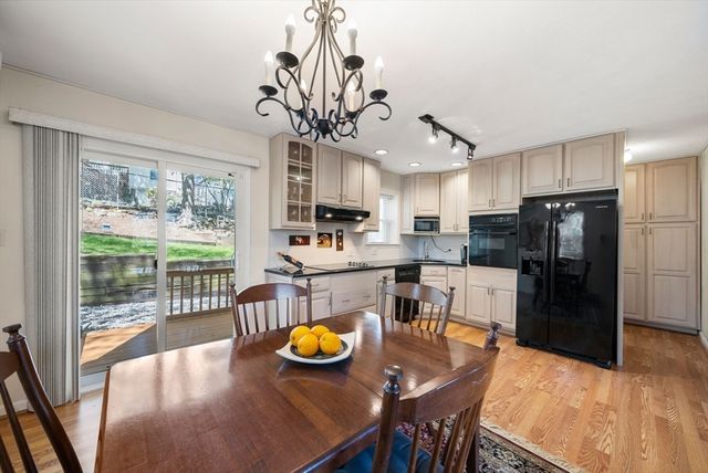20 Elson Rd, Waltham, MA 02451