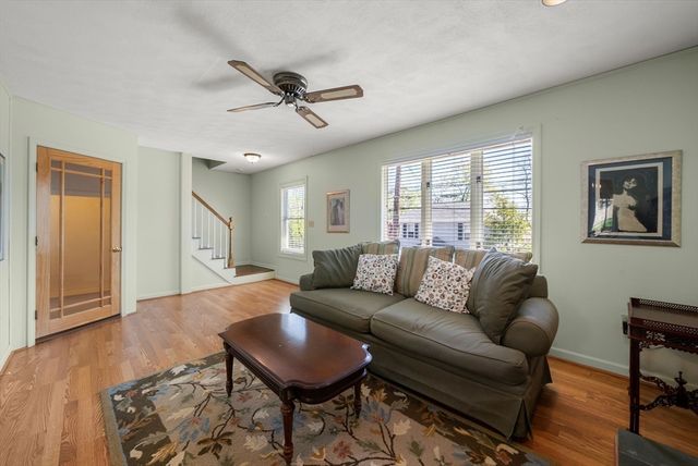 20 Elson Rd, Waltham, MA 02451