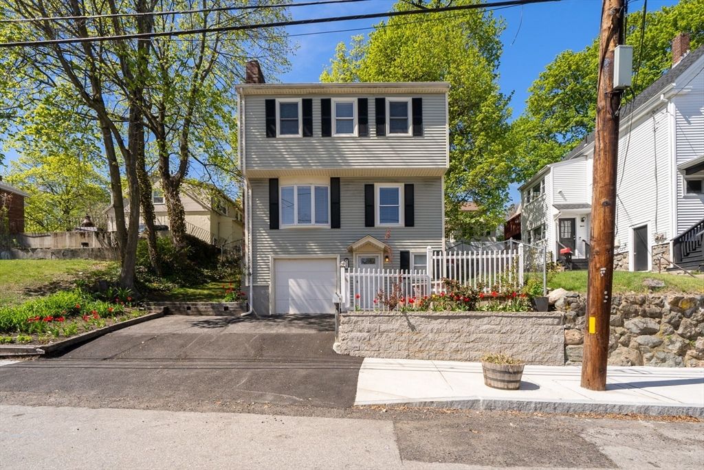 20 Elson Rd, Waltham, MA 02451