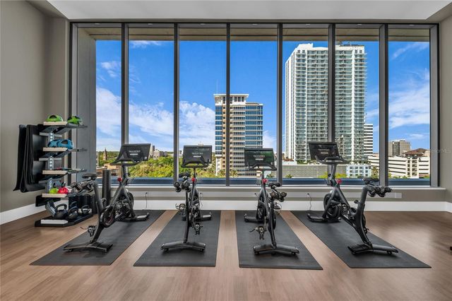 275 1ST AVENUE S 1904, St Petersburg, FL 33701