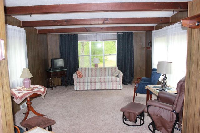 931 E Trout Valley Road, Friendship, WI 53934