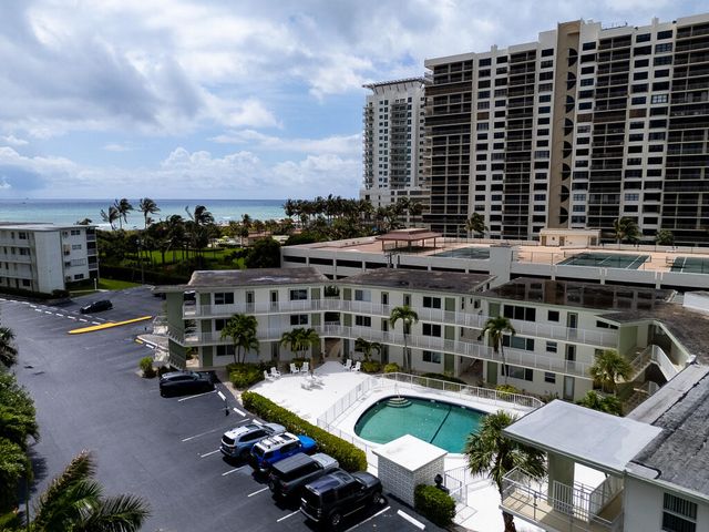 3600 N Ocean Drive 109, Singer Island, FL 33404