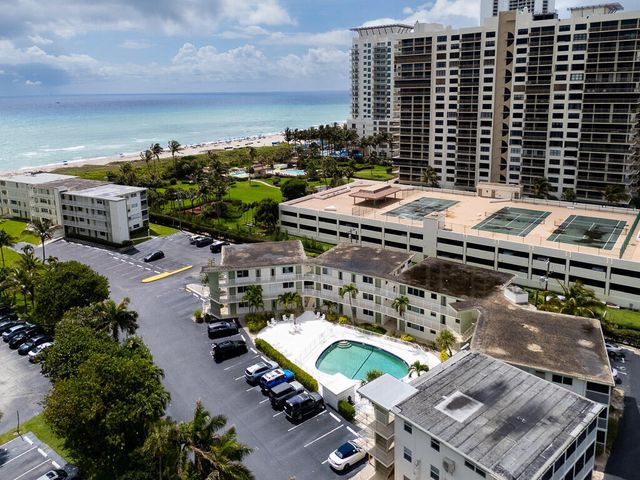 3600 N Ocean Drive 109, Singer Island, FL 33404
