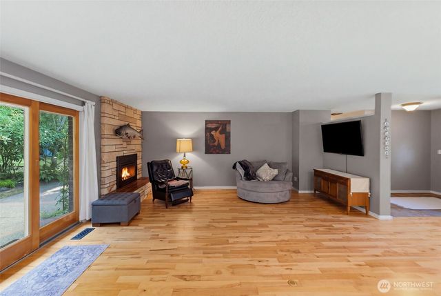 5308 View Point Drive NW, Gig Harbor, WA 98335