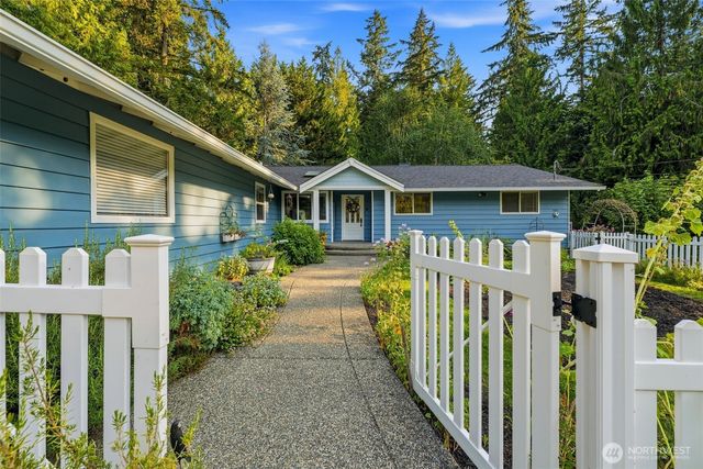 5308 View Point Drive NW, Gig Harbor, WA 98335