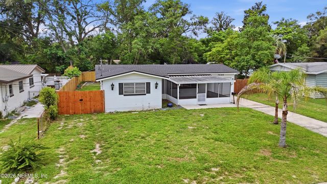 7520 BROCKHURST Drive, Jacksonville, FL 32277