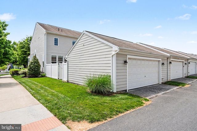 402 LINE ROAD, Mechanicsburg, PA 17050