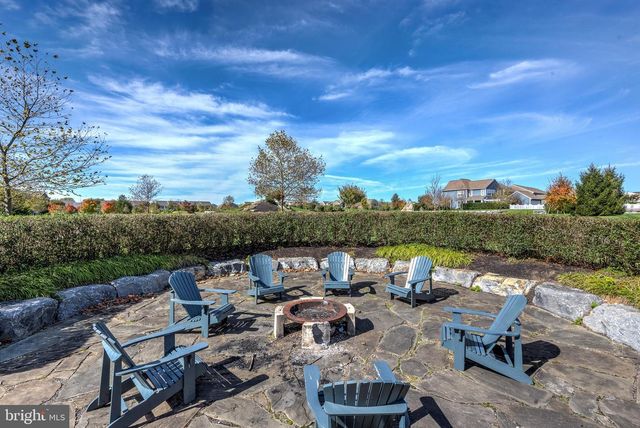 402 LINE ROAD, Mechanicsburg, PA 17050